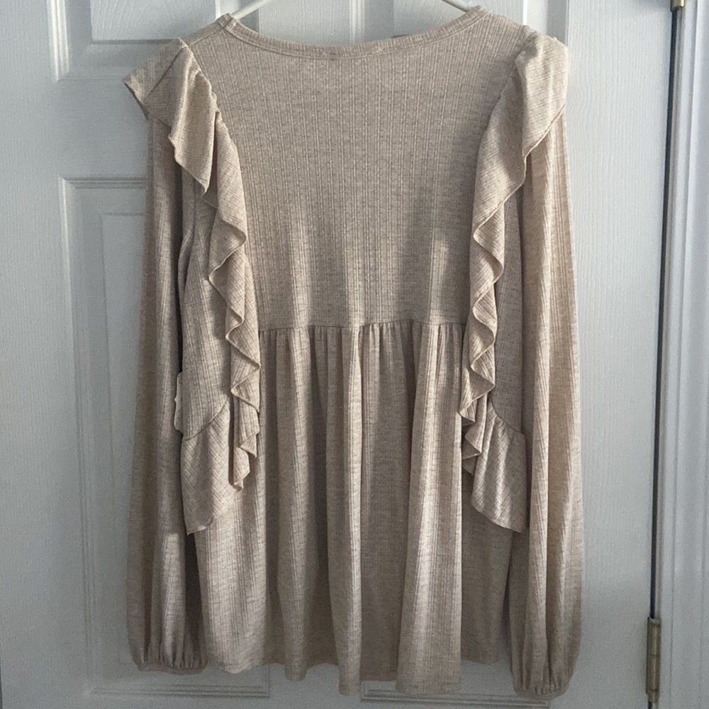 Altar’d State long sleeve top - Picture 2 of 2
